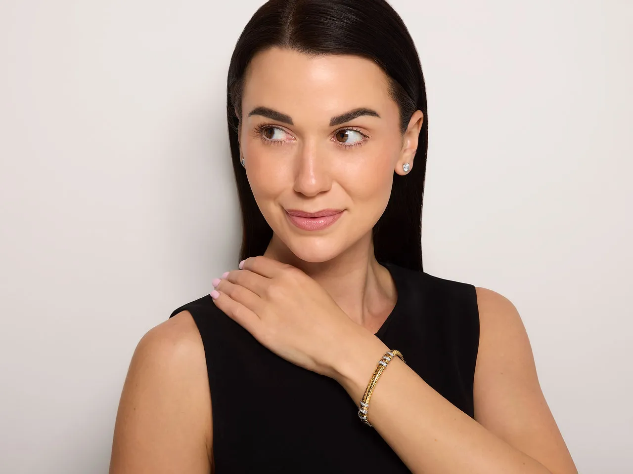 Tubogas Bracelet with Diamonds, in 18K Gold, by Beladora