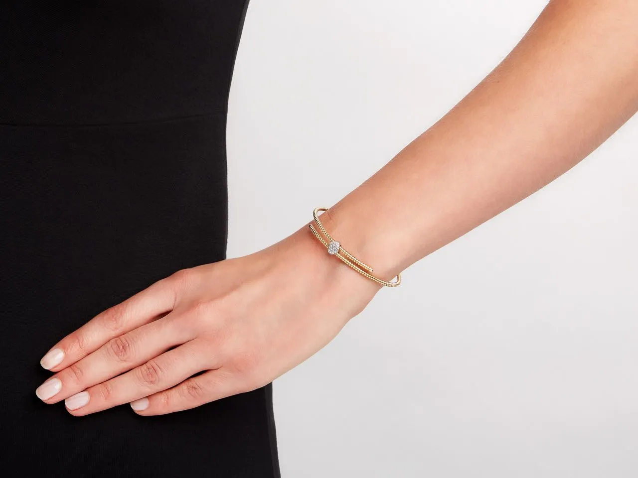 Tubogas Slide Bracelet in 18K Gold, by Beladora